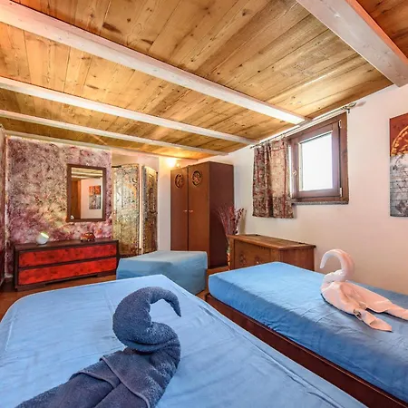 Maison Chatelard * Remondey