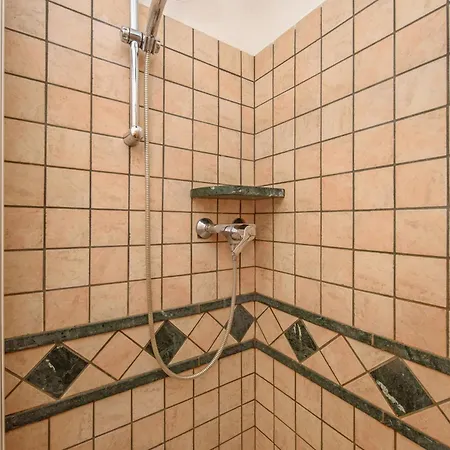 Maison Chatelard * Remondey